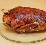 Vom heimischen Festbraten zur kalifornischen Enten-Kunst: Ein kulinarischer Streifzug